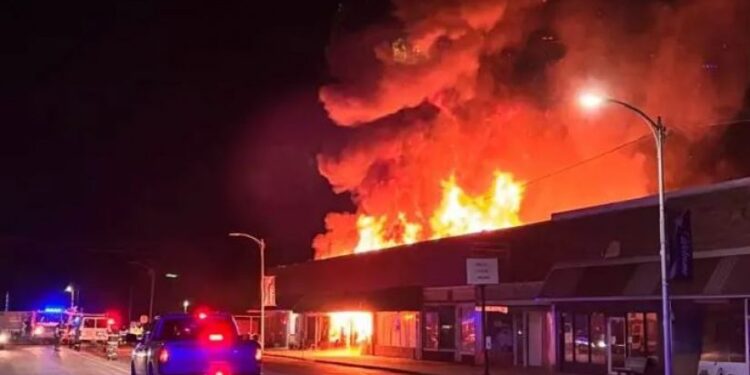 ჩრდილოეთ ინდოეთის ერთ-ერთ საავადმყოფოში გაჩენილი ხანძრის შედეგად 10 ახალშობილი დაიღუპა, დაშავდა 16