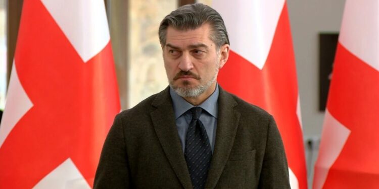 დიდი სპორტიდან პოლიტიკამდე – რა არის ცნობილი მიხეილ ყაველაშვილის შესახებ