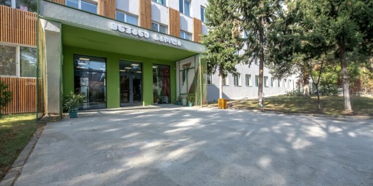 “დროებით ვაჩერებთ სასწავლო პროცესს, რათა დავიცვათ მოქალაქის ფუნდამენტური პრინციპი – ჰქონდეს გამოხატვის თავისუფლება” – „მწვანე სკოლა“