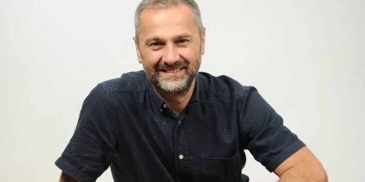 “მე პრემიერის განცხადება სხვანაირად გავიგე, ამიტომ არ ვდგავარ დღეს ქუჩაში… ჩვეულებრივად მივიღებ მონაწილეობას კონცერტებში, ცხოვრება გრძელდება” – ზურა მანჯავიძე პროტესტზე