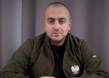 გიორგი გამსახურდია სალომე ზურაბიშვილს: ჩაამთავრე ეს დღეები მშვიდობიანად და წადი სახლში, იქნებ რაიმე დოზით სახე შეინარჩუნო, შეხვედრები კიდევ შენს ამფსონებთან გამართე “ნაცმოძიდან”