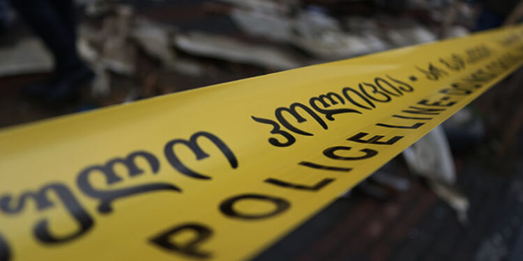 თბილისში 26 წლის ბიჭი მოკლეს, დაჭრილია მოკლულის მამა და მეზობელი – რა დეტალები ხდება ცნობილი