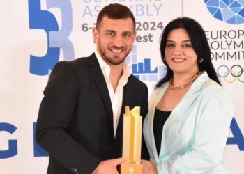 „აქციებზე არ დგახართ სამშობლოს გამო! თქვენი პირადი კომფორტისთვის დგახართ, სამშობლოს სიყვარული არ ჰქვია იმას, რის გამოც შობის მარხვაში აქციებს მართავთ“ – რას წერს ლაშა ბექაურის დედა