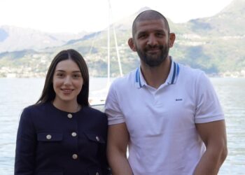 “გამყიდველს როგორ უწოდებთ ადამიანს, რომელმაც თავის ქვეყანას ასეთი დიდი წარმატება მოუტანა?! ბოღმას ვერ მალავენ და წყევლას უგზავნით ჩემს ოჯახს” –  გენო პეტრიაშვილის ცოლი