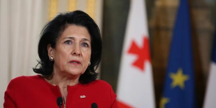 მიმართვა სკოლებს – პრეზიდენტი სკოლებს საპროტესტო აქციებში აქტიური მონაწილეობისკენ მოუწოდებს