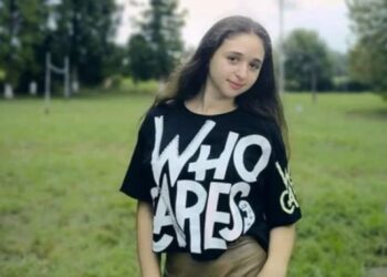 „დაბადების დღე ჰქონდა, ღამით იზეიმა და დილით გარდაიცვალა…“ – ზუგდიდში 15 წლის გოგოს გლოვობენ