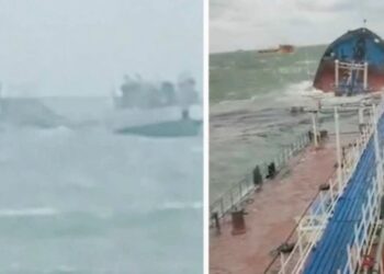 შავ ზღვაში, უამინდობის გამო, ერთმანეთს ორი რუსული სატვირთო გემი შეეჯახა