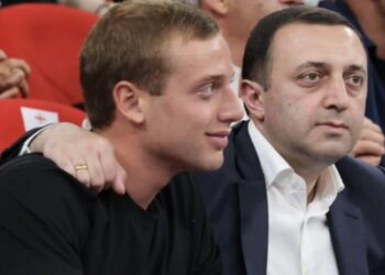 “ახლა ზამთრის შესვენება გვაქვს… სწავლას ვაგრძელებ” – ნიკოლოზ ღარიბაშვილი უარყოფს ინფორმაციას, რომ მას თითქოს პენსილვანიის უნივერსიტეტი დაატოვებინეს