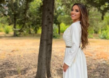 „ახლა ვცხოვრობთ იმ ცხოვრებით, რომელზეც ყოველთვის ვოცნებობდით, ეს დამსახურებულად დავიმსახურეთ“ – ნუცა ბუზალაძე დედას დაბადების დღეს ულოცავს