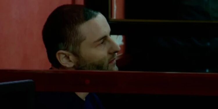 4 თვის ჩვილის გვერდით მძინარე ცოლი, დანის 19-ჯერ ჩარტყმით მოკლა – 14 თვიანი დუმილის შემდეგ მსჯავრდებული აპალარაკდა