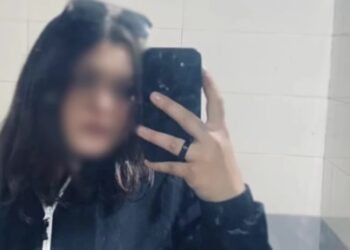 „კონფლიქტი ტელეფონის გამო დაიწყო…“ – 13 წლის მოზარდზე ძალადობისთვის არასრულწლოვანს ბრალი წარუდგინეს