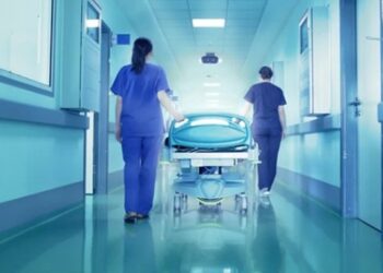 „70-მდე ჭრილობა მიაყენეს და მიიმალნენ… დაჭრილი მოზარდი მეორე დღეს იპოვეს“ – როგორია პაციენტის ჯანმრთელობის მდგომარეობა