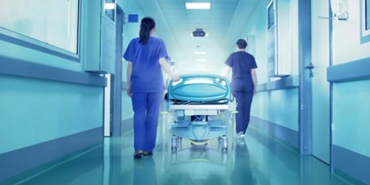 „70-მდე ჭრილობა მიაყენეს და მიიმალნენ… დაჭრილი მოზარდი მეორე დღეს იპოვეს“ – როგორია პაციენტის ჯანმრთელობის მდგომარეობა