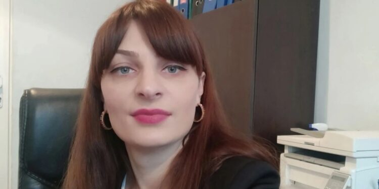 ქალი, რომელსაც ყოფილმა ქმარმა სხვადასხვა დაზიანება მიაყენა, გარდაიცვალა