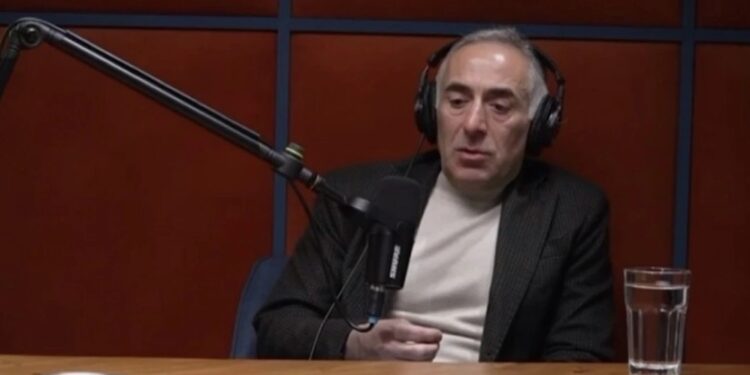 პაატა კურტანიძე: საქართველოში არ არის მაღალი გადასახადები, არ არის კორუფცია, ზეწოლა – არანაირი სურვილი არ მაქვს რომ ვთქვა, რომელიმე მეზობელ ქვეყანაში ჩავალ, ან კლინიკას გავხსნი, ან აფთიაქებს და მერე ვეძებო, ვინ უნდა მყავდეს იქ მფარველი მთავრობაში