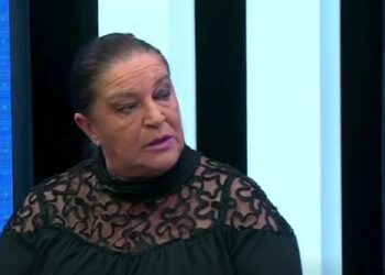 ვერ წარმომიდგენია, რომ წავიდე უცხოეთში და ვლანძღო ჩემი ქვეყანა საყოველთაოდ ქვეყნის გარეთ, ამას ვეძახი ღალატს… შიკრიკობას ქვეყნის ასეთი ცუდი იმიჯის შექმნის მცდელობას ყოველთვის ერქვა ღალატი – მაია დათუნაშვილი