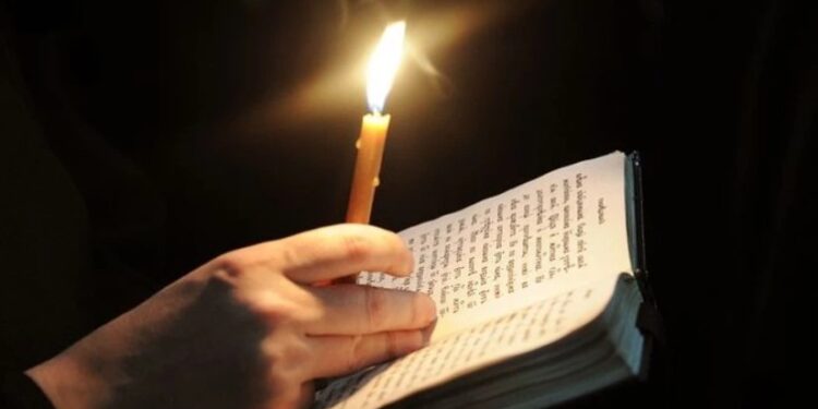 ძალიან ძლიერი ლოცვა, რომელიც მხოლოდ 2 სიტყვისგან შედგება