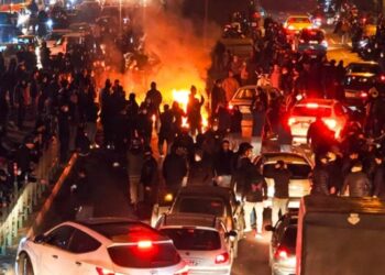 ირანში საპროტესტო გამოსვლების დროს, სულ მცირე, 16 500 ადამიანი დაიღუპა და 330 ათასი დაშავდა