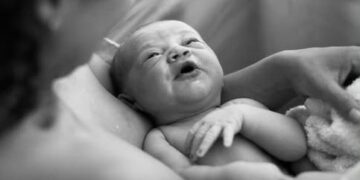 ქალების უმეტესობა, ვინც შვილი 33 წლის შემდეგ გააჩინა, 95 წლამდე და უფრო ჯანმრთელად ცოცხლობს