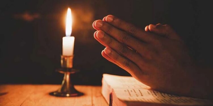 სასარგებლოა თუ არა ლოცვა, თუკი წაკითხულის შინაარსი არ გვესმის – მოძღვრის პასუხი