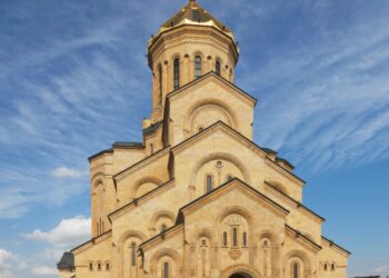 „ილია მეორისთვის პატივის მისაგებად, სამების ტაძარი ღია იქნება 24 საათის განმავლობაში“ – საპატრიარქო