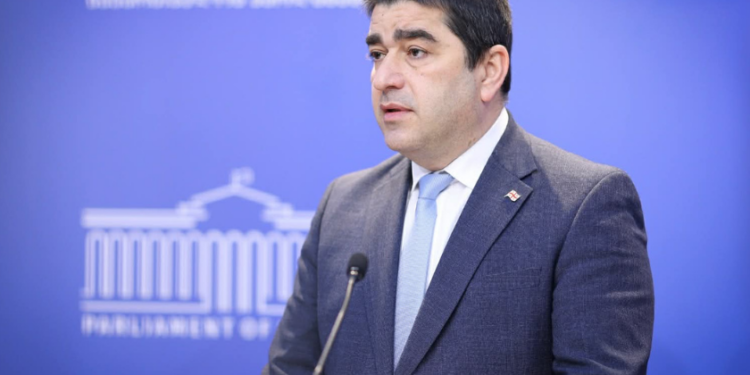 ყველამ უნდა სცეს პატივი უპირველეს ყოვლისა კათოლიკოს-პატრიარქის ხსოვნას და ყველა ღირსეულად უნდა გაუძღვეს იმ საქმეს, რომელიც მათ ილია მეორემ გადააბარა – შალვა პაპუაშვილი
