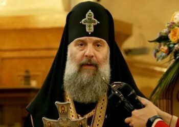 პატრიარქი: როდესაც ქრისტეს სისხლსა და ხორცს ვეზიარებით, ჩვენ ყოველთვის განვაახლებთ ერთმანეთთან ერთობას და შევიგრძნობთ ჩვენს თავს ქრისტეს ერთიანი სხეულის წევრებად. უფალმა გვიბრძანა, რომ შევინარჩუნოთ ეს ერთობა მისგან ბოძებული
